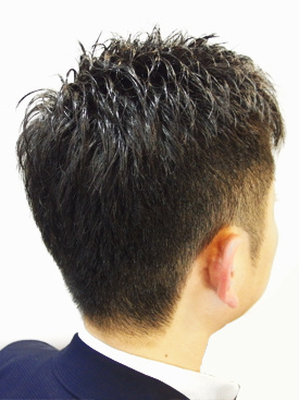 高槻市 | ビーム・ヘアサロン（理容・床屋・散髪）  | 大阪府・大阪市・吹田市・豊中市・箕面市・茨木市・枚方市｜新感覚ビジネスヘア・サイドパート・ベリーショート／新感覚ビジネスヘアの後ろ姿