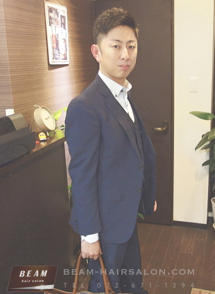 高槻市 | ビーム・ヘアサロン（理容・床屋・散髪）  | 大阪府・大阪市・吹田市・豊中市・箕面市・茨木市・枚方市｜新感覚ビジネスヘア・サイドパート・ベリーショート／新感覚ビジネスヘアとスーツ姿